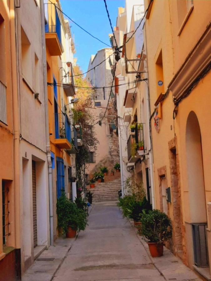 2 Bedroom Large Modern Apartment In Blanes Old Town 50M From The Beach! Экстерьер фото
