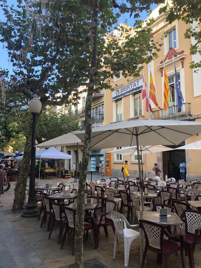 2 Bedroom Large Modern Apartment In Blanes Old Town 50M From The Beach! Экстерьер фото