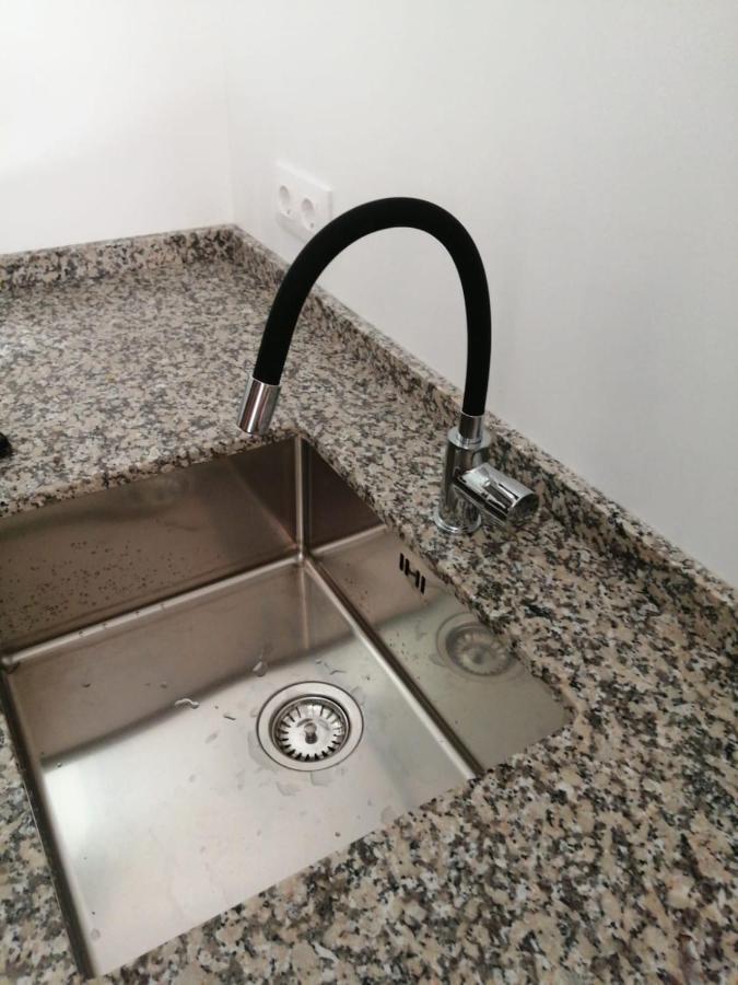 2 Bedroom Large Modern Apartment In Blanes Old Town 50M From The Beach! Экстерьер фото