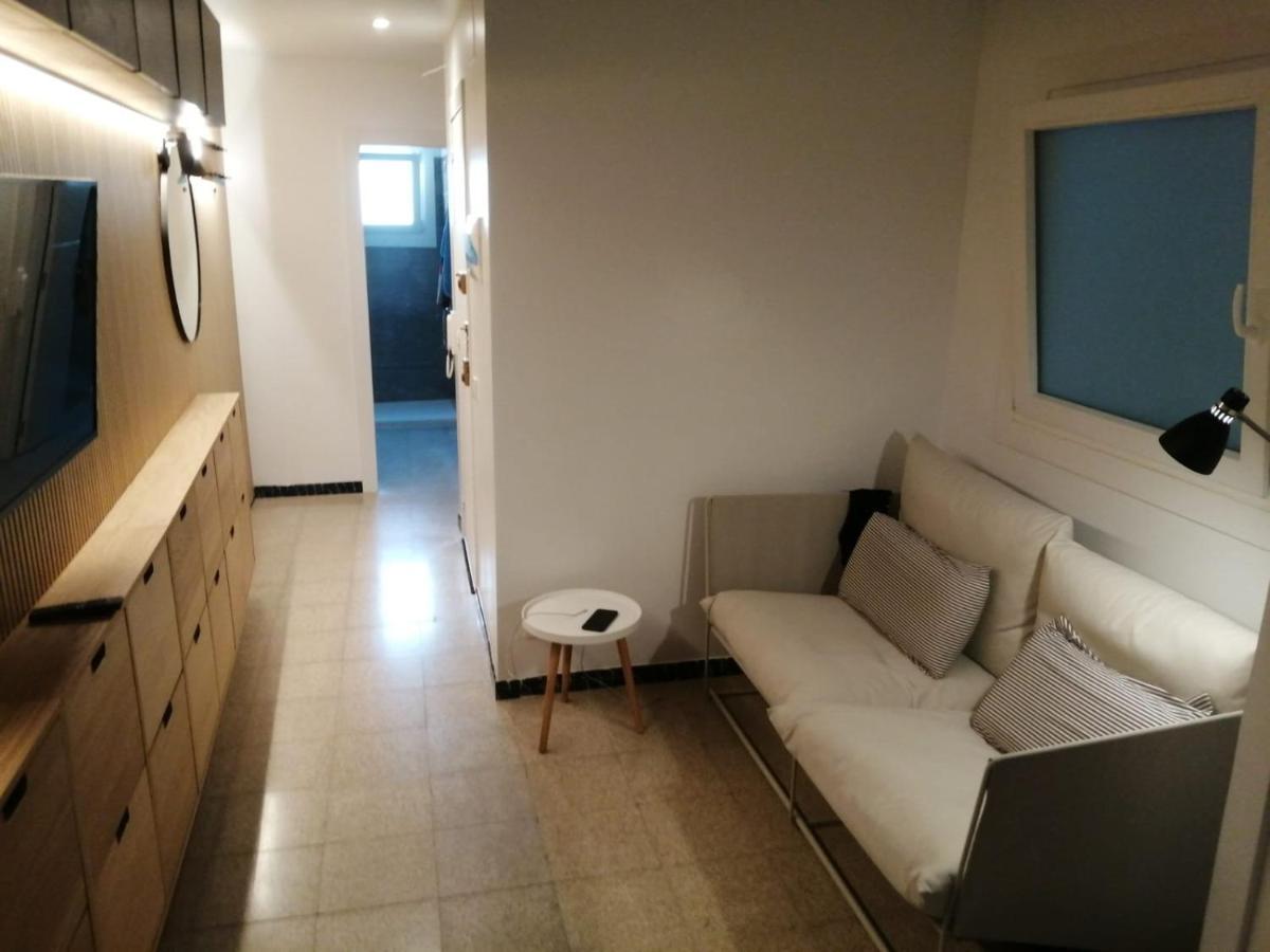 2 Bedroom Large Modern Apartment In Blanes Old Town 50M From The Beach! Экстерьер фото